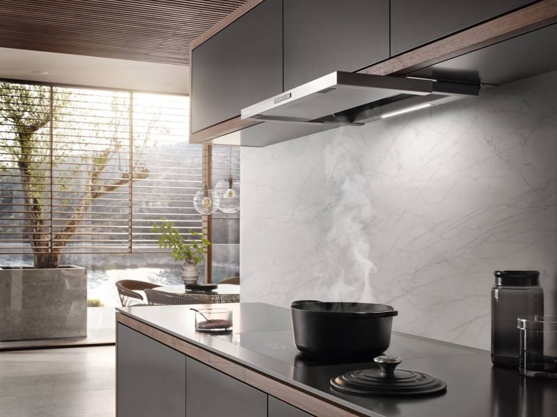 Miele DAS 2620 Stainless steel, model DAS 2620 — ventilation hoods specified and installed by iKitchen Cabinetry, view 4