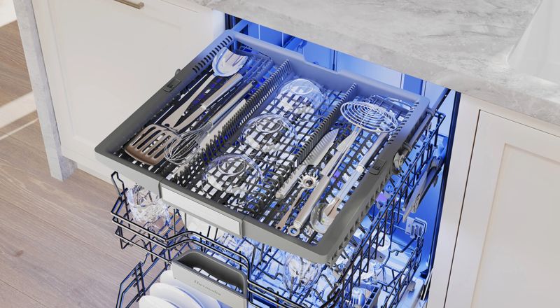 Thermador DWHD661EFM, model DWHD661EFM — dishwashers specified and installed by iKitchen Cabinetry, view 6