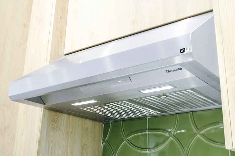 Thermador HMWB30WS, model HMWB30WS — ventilation specified and installed by iKitchen Cabinetry, view 4