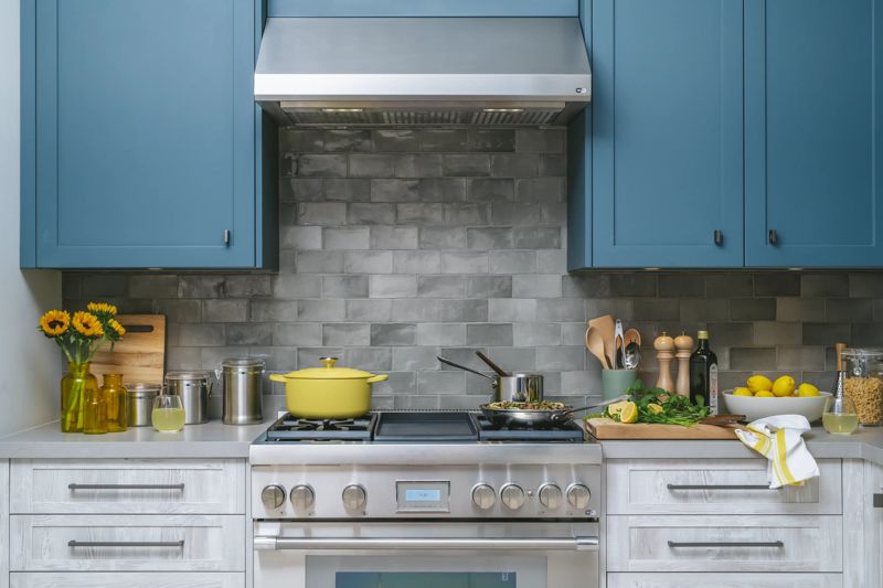 Thermador HMWB36WS, model HMWB36WS — ventilation specified and installed by iKitchen Cabinetry, view 3