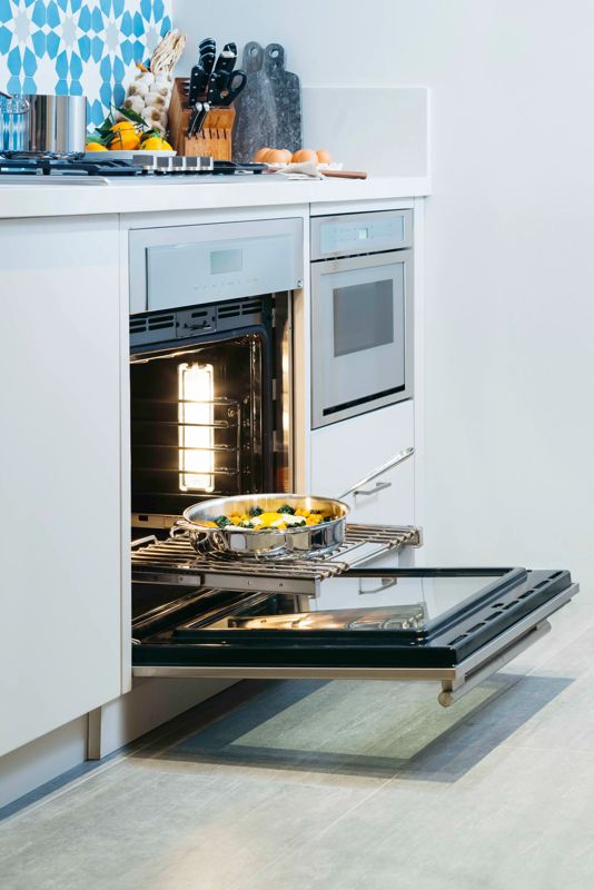 Thermador ME301WS, model ME301WS — ovens specified and installed by iKitchen Cabinetry, view 2