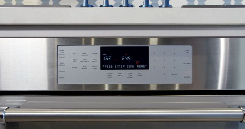 Thermador ME301YP, model ME301YP — ovens specified and installed by iKitchen Cabinetry, view 2