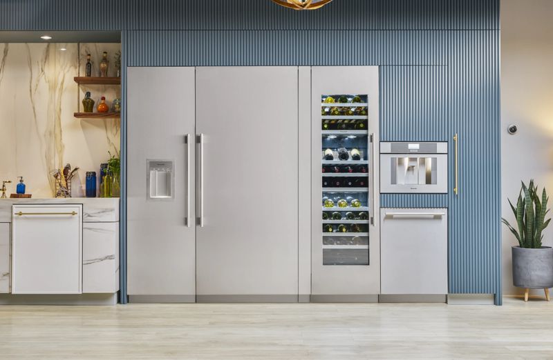 Thermador T24ID905RP, model T24ID905RP — refrigeration specified and installed by iKitchen Cabinetry, view 3