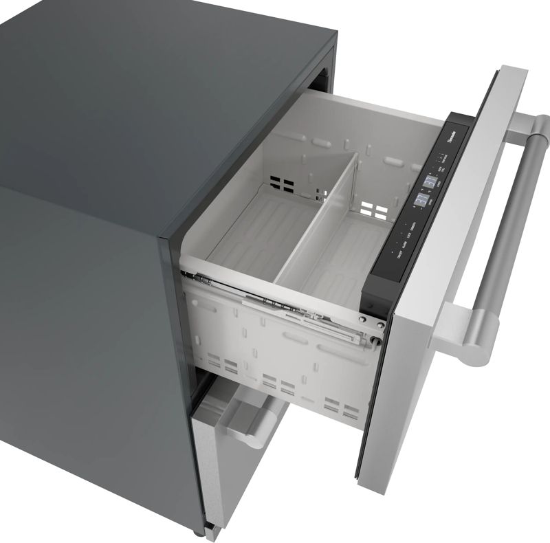 Thermador T24UR925DS, model T24UR925DS — refrigeration specified and installed by iKitchen Cabinetry, view 3