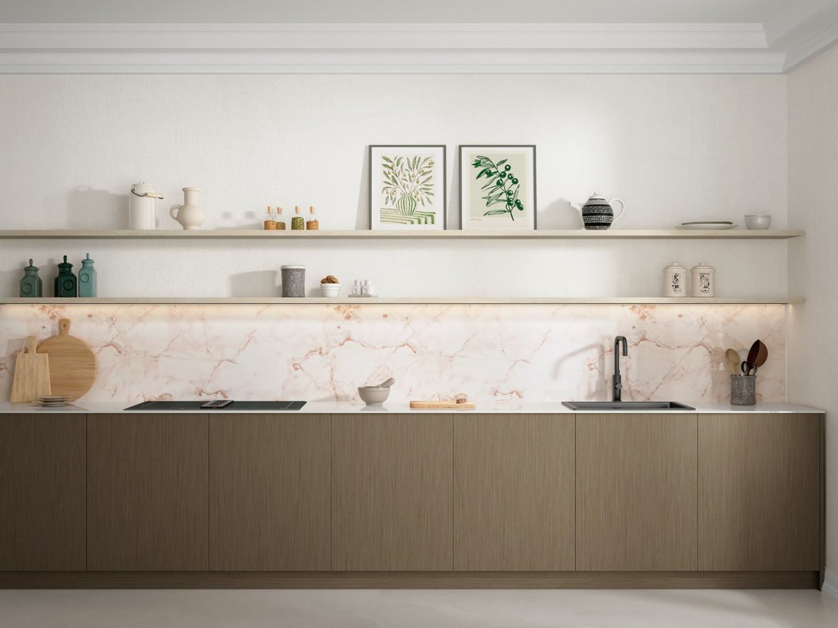 ALVIC Elitis 02 ZENIT kitchen with a high-gloss LUXE wall panel