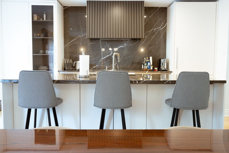 Docteur Penfield Residence — custom kitchens, bathroom vanities by iKitchen Cabinetry, view 2