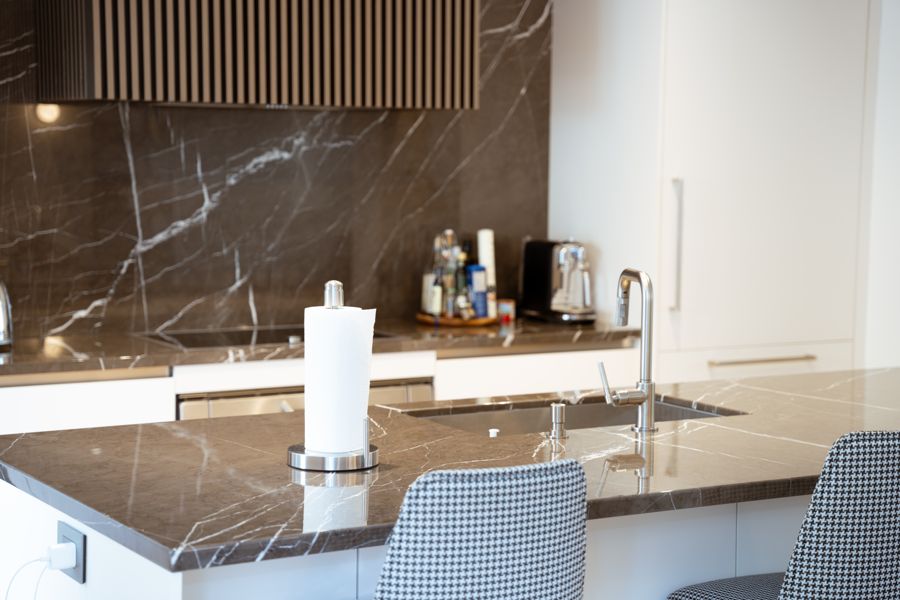 Docteur Penfield Residence — custom kitchens, bathroom vanities by iKitchen Cabinetry, view 4