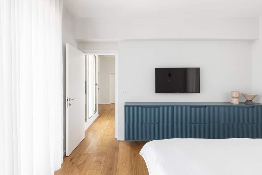 Oak and Terrazzo Family House — custom kitchens, built-ins & wall units, bathroom vanities, walk-in closets by iKitchen Cabinetry, view 14