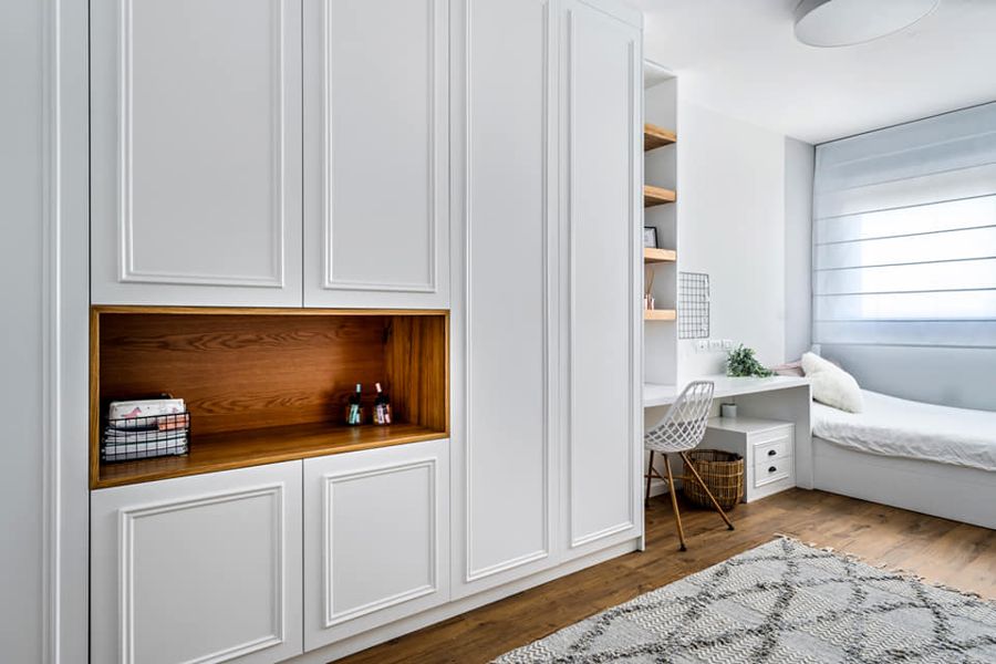 Oak Inlay Family Apartment — custom kitchens, built-ins & wall units, bathroom vanities by iKitchen Cabinetry, view 12