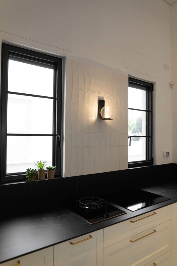 Panelled Gallery House — custom kitchens, built-ins & wall units, bathroom vanities, walk-in closets by iKitchen Cabinetry, view 2