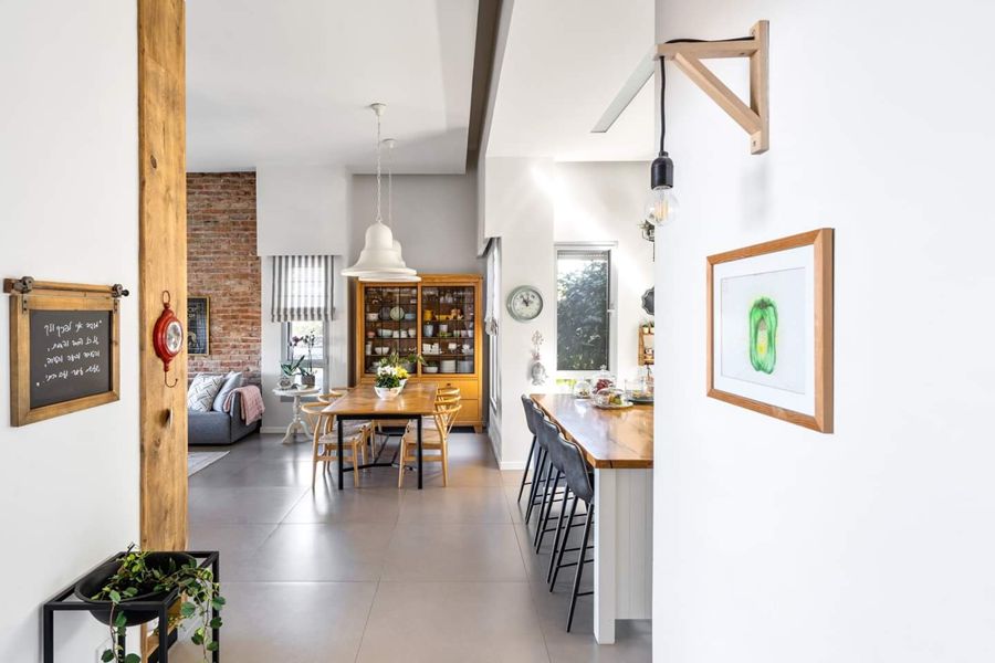 Planted Shelf House — built-ins & wall units, walk-in closets by iKitchen Cabinetry, view 3