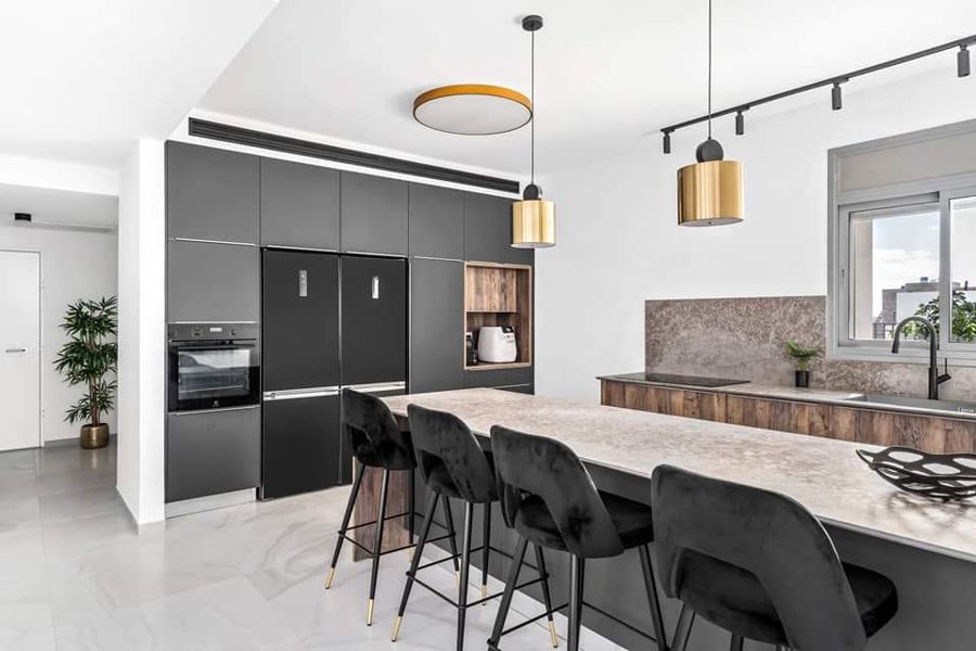 Stone Island House — custom kitchens, built-ins & wall units, walk-in closets by iKitchen Cabinetry, view 3